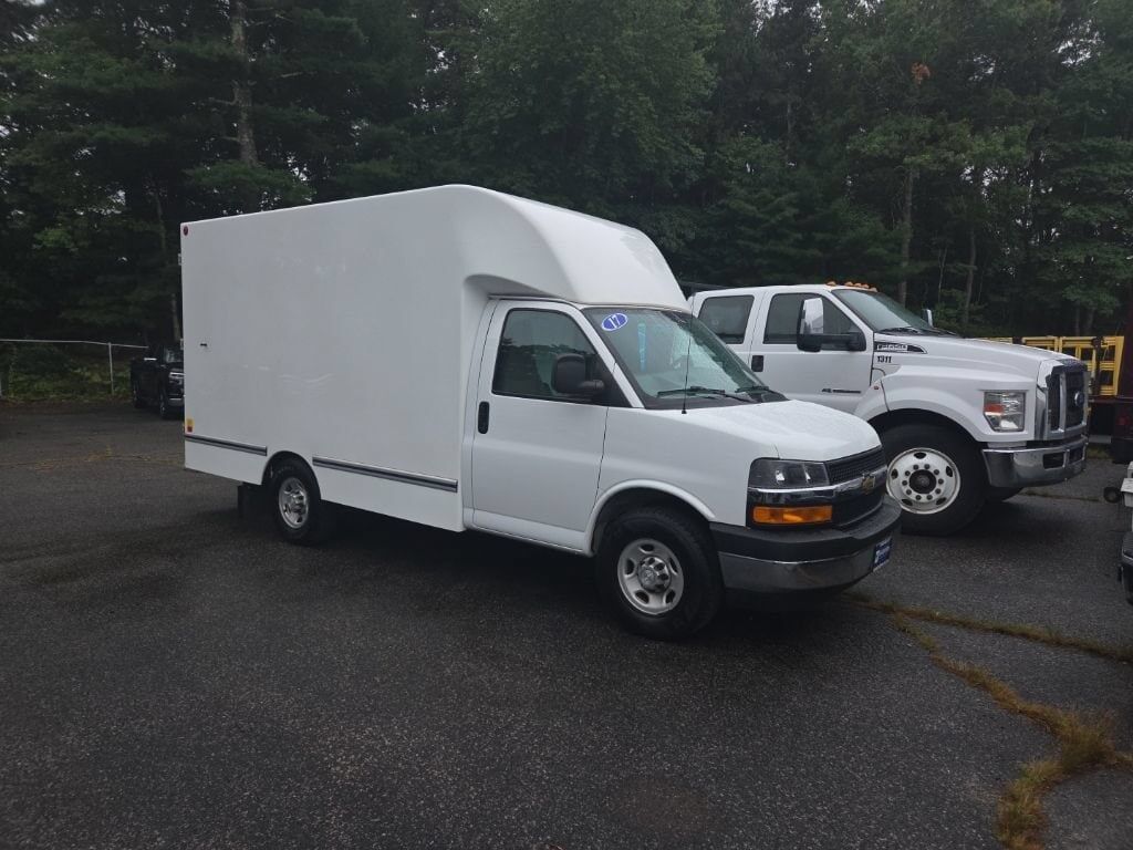 2017 CHEVROLET Express