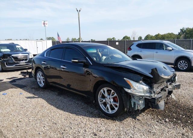 2014 NISSAN Maxima
