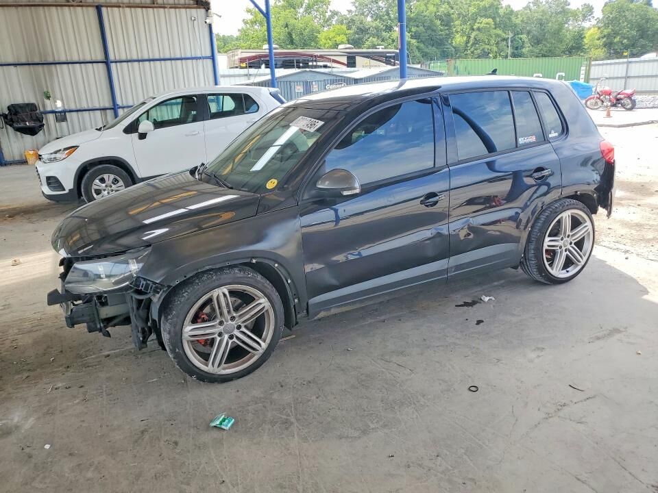 2015 VOLKSWAGEN Tiguan