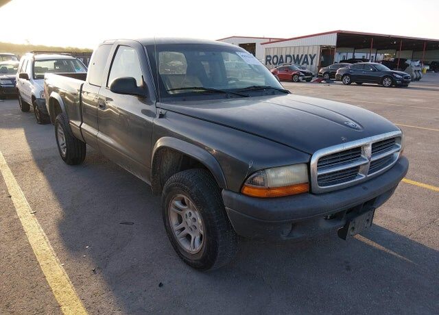 2004 DODGE Dakota