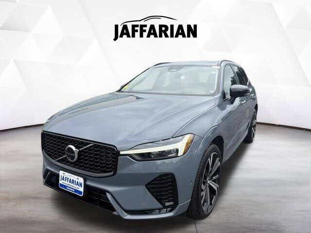 2024 VOLVO XC60