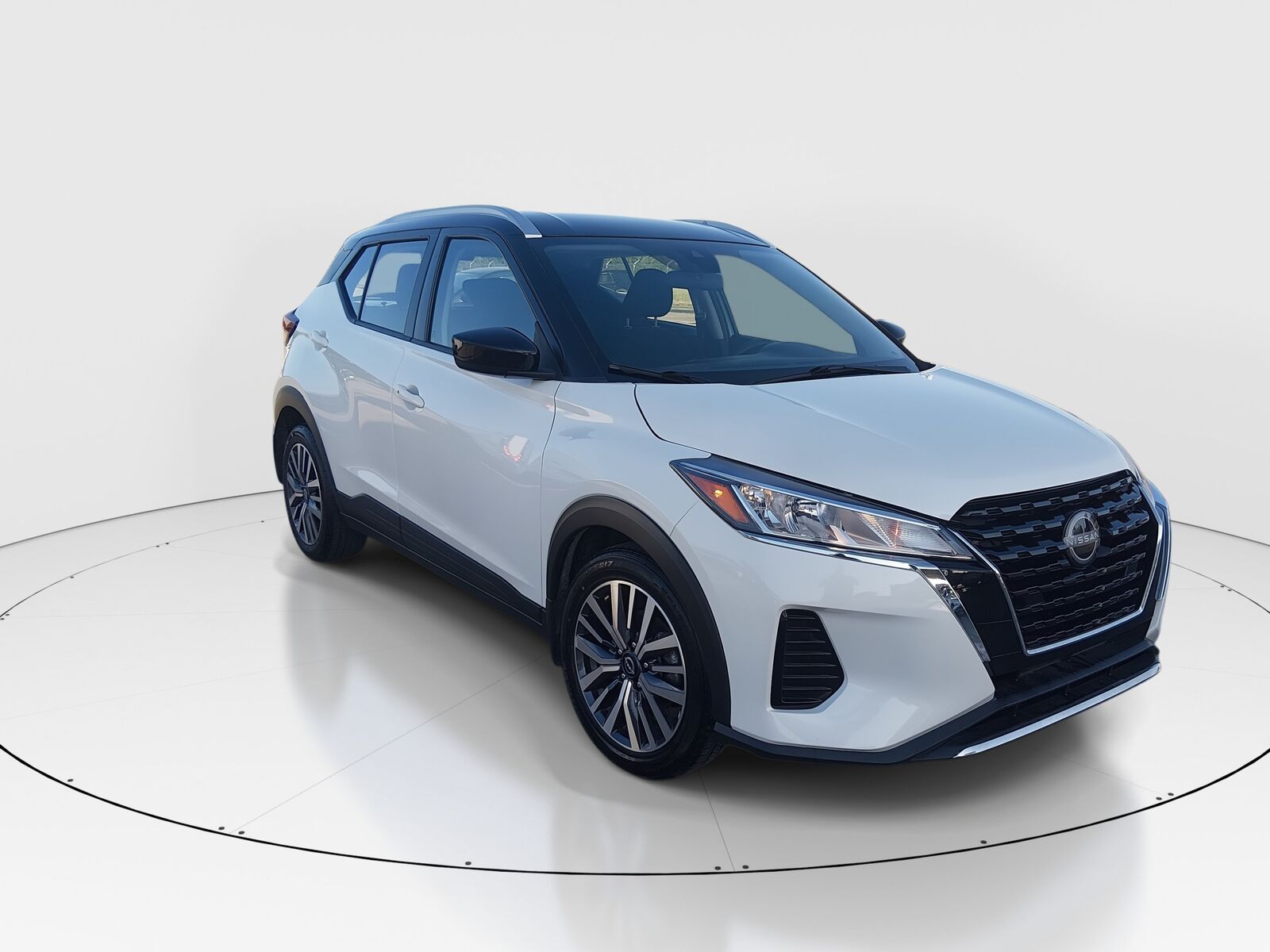 2023 NISSAN Kicks