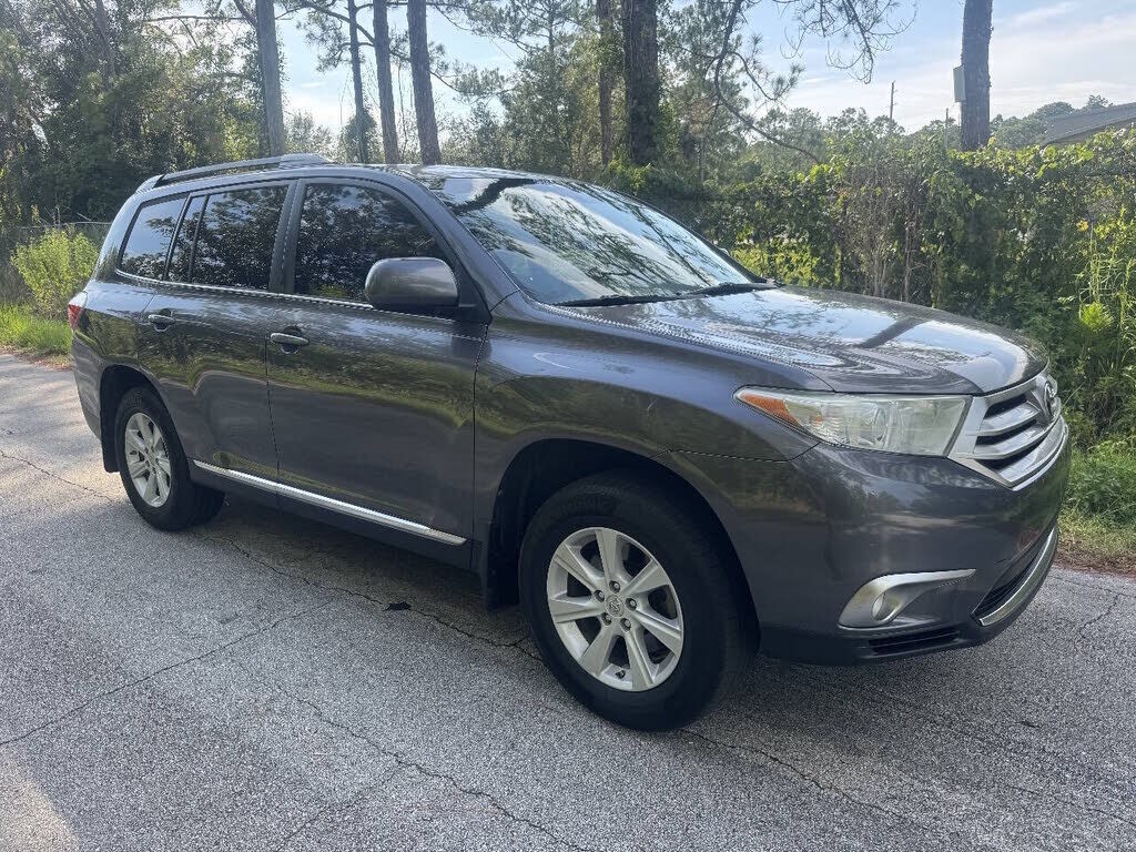2013 TOYOTA Highlander