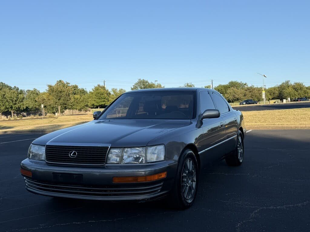 1993 LEXUS LS
