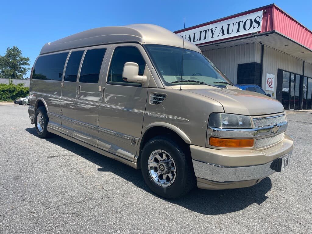 2011 CHEVROLET Express