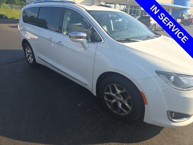 2018 CHRYSLER Pacifica