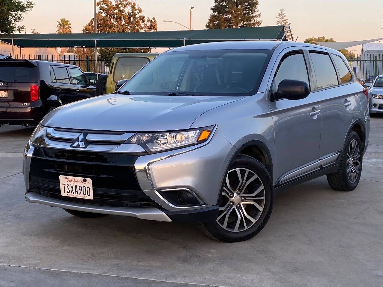 2016 MITSUBISHI Outlander