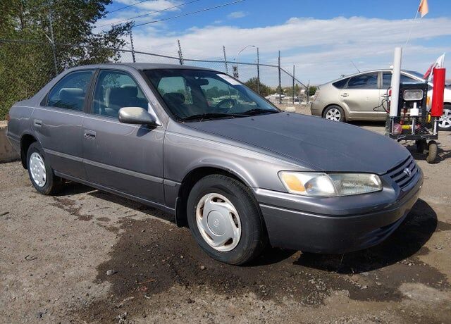 1998 TOYOTA Camry