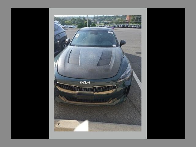 2022 KIA Stinger