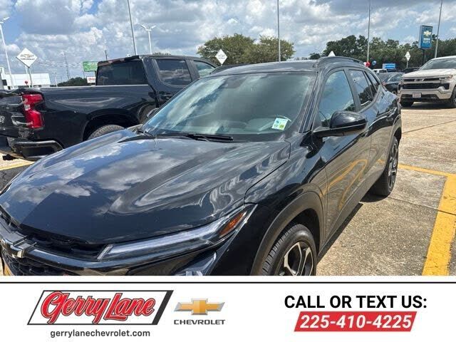 2024 CHEVROLET Trax