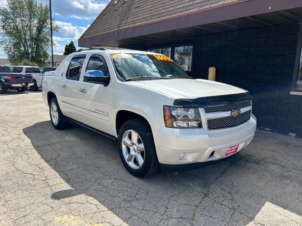 2013 CHEVROLET Avalanche