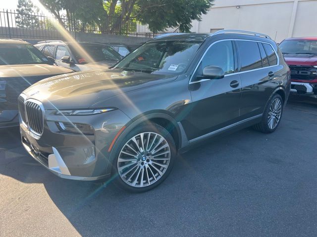2024 BMW X7