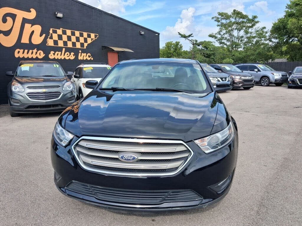 2018 FORD Taurus