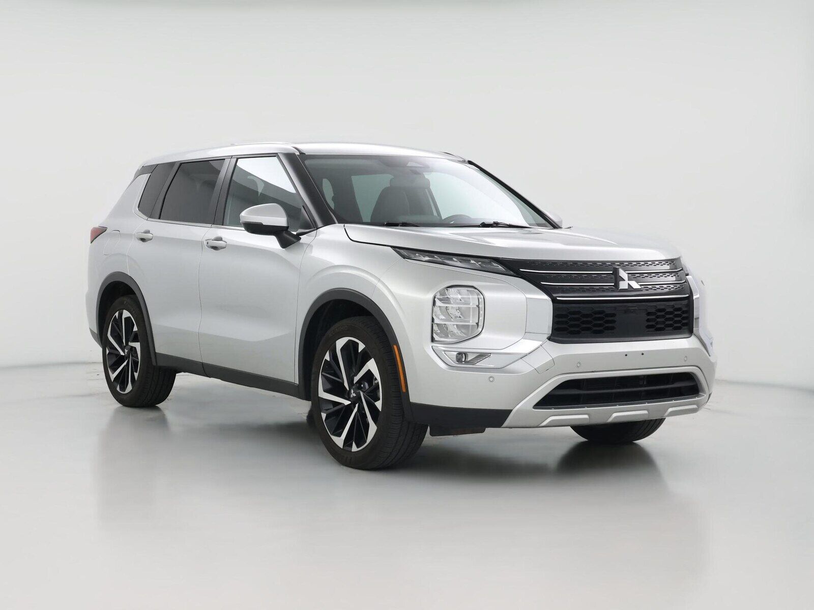 2023 MITSUBISHI Outlander