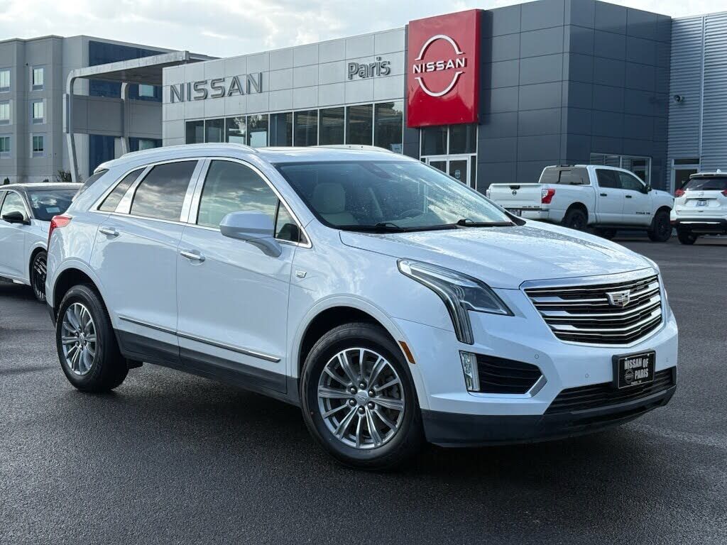 2017 CADILLAC XT5