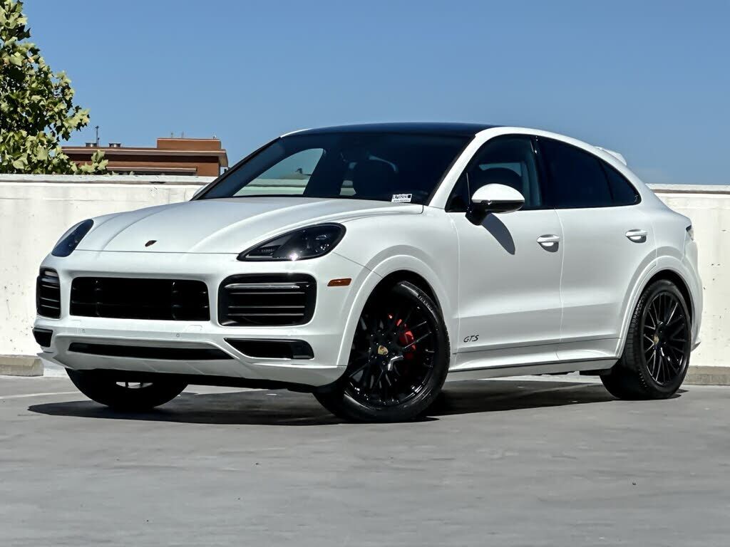 2021 PORSCHE Cayenne