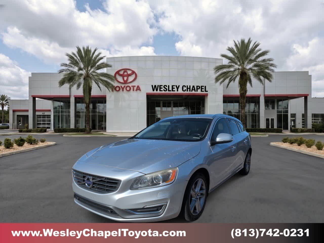 2015 VOLVO V60