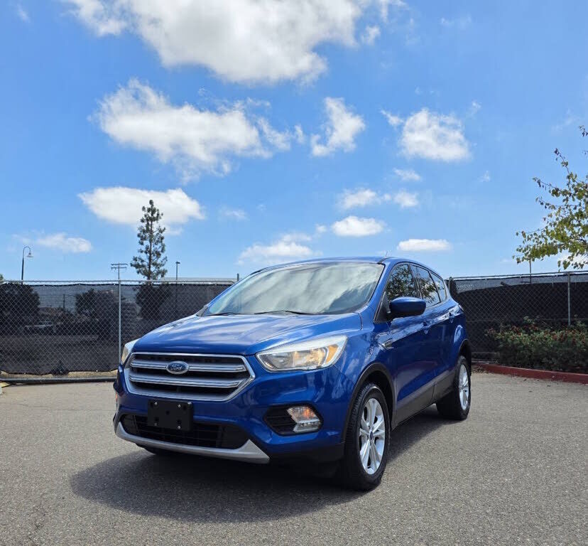 2017 FORD Escape