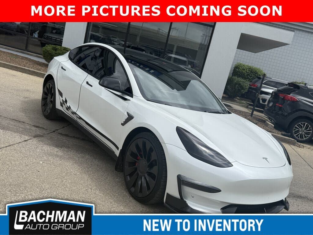 2023 TESLA Model 3