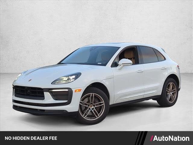2023 PORSCHE Macan