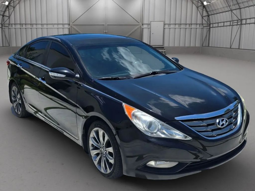 2011 HYUNDAI Sonata