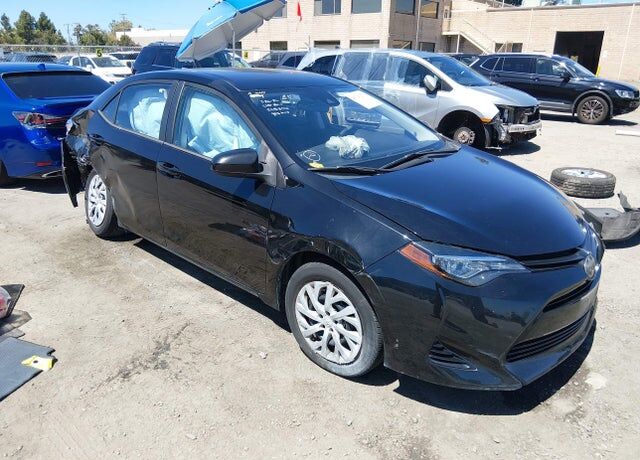 2019 TOYOTA Corolla