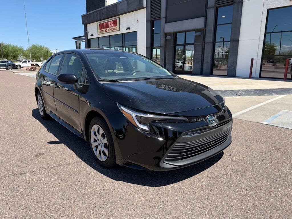 2024 TOYOTA Corolla