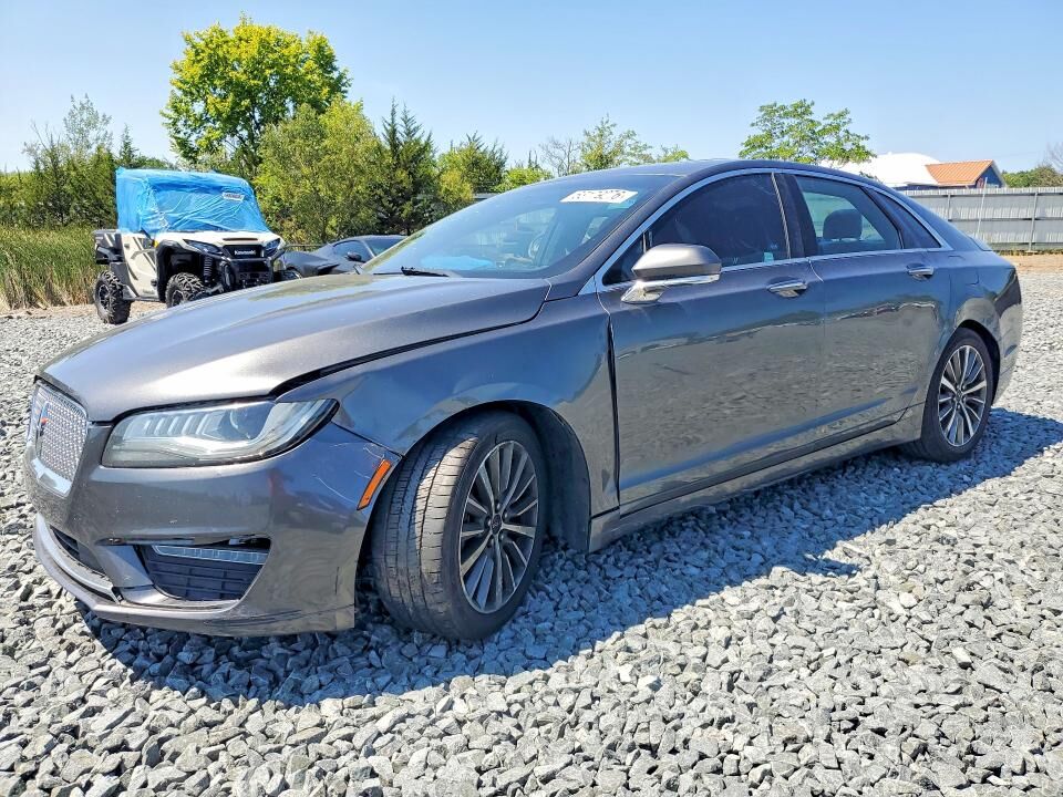 2017 LINCOLN MKZ