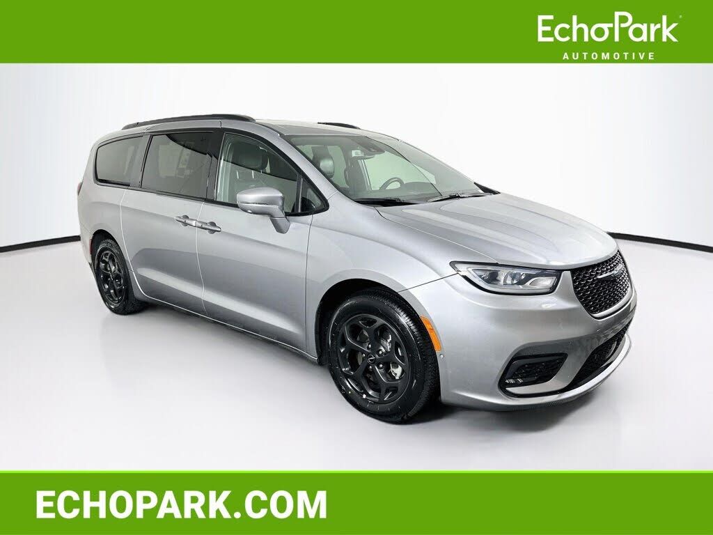 2021 CHRYSLER Pacifica