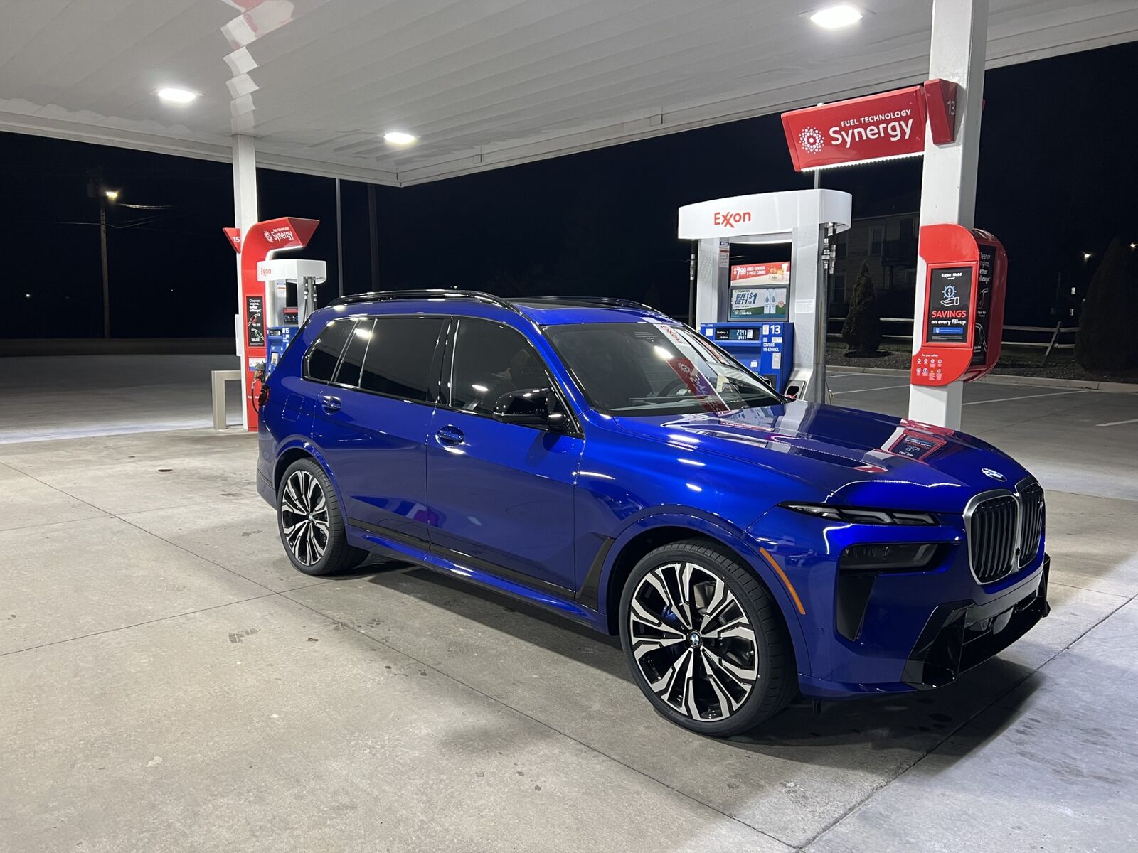 2023 BMW X7