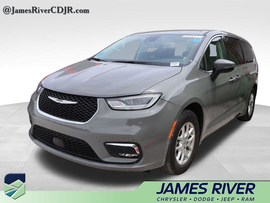 2023 CHRYSLER Pacifica