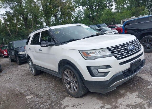 2017 FORD Explorer