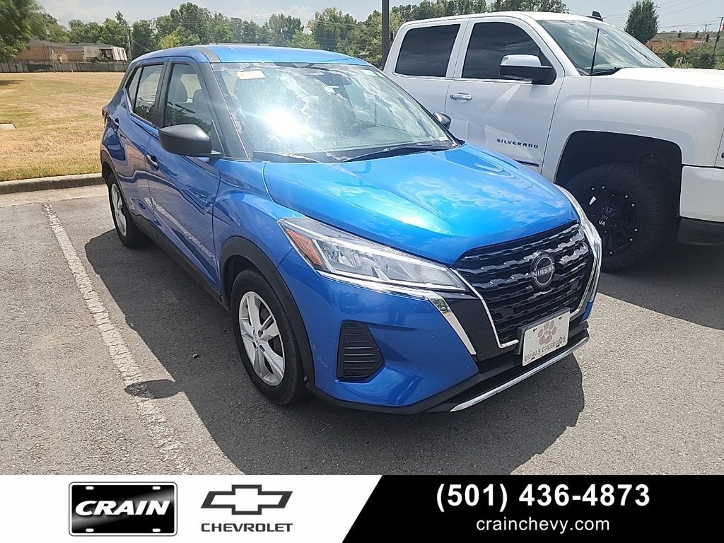 2022 NISSAN Kicks