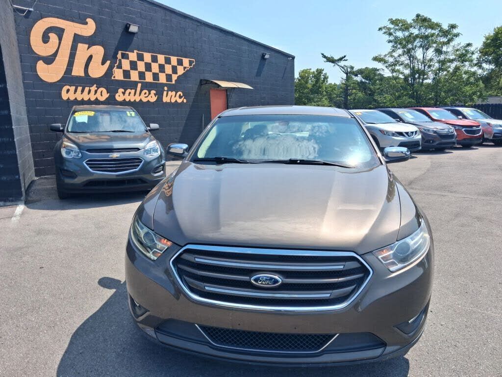 2016 FORD Taurus