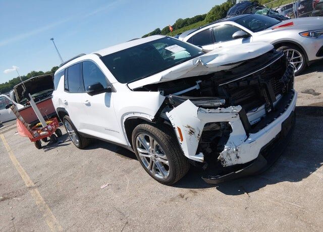 2025 CHEVROLET Traverse