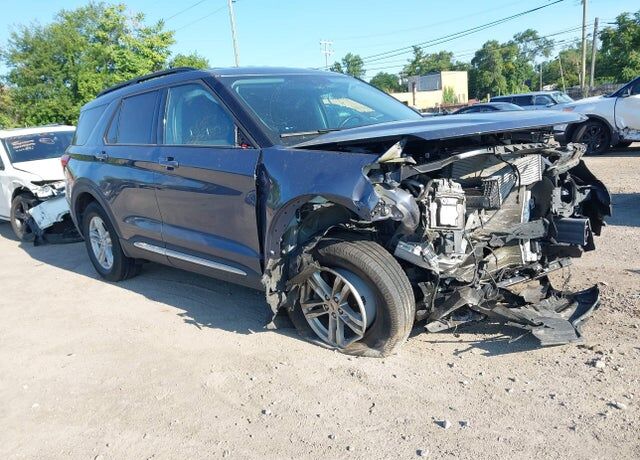 2021 FORD Explorer