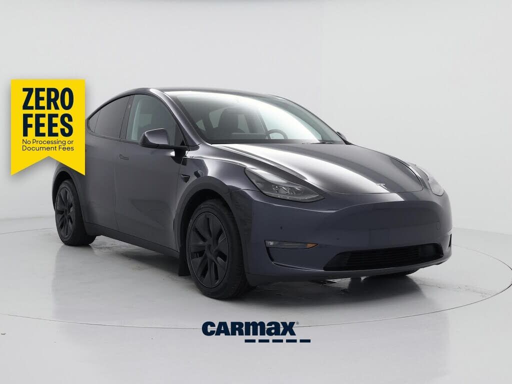 2025 TESLA Model Y