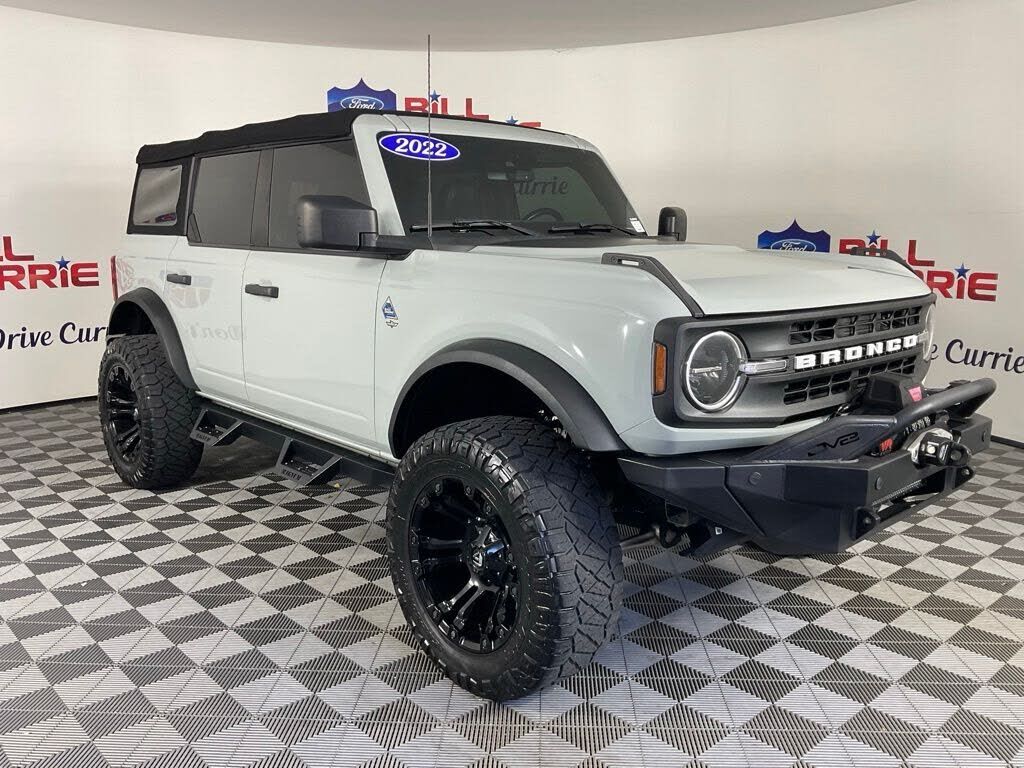 2022 FORD Bronco