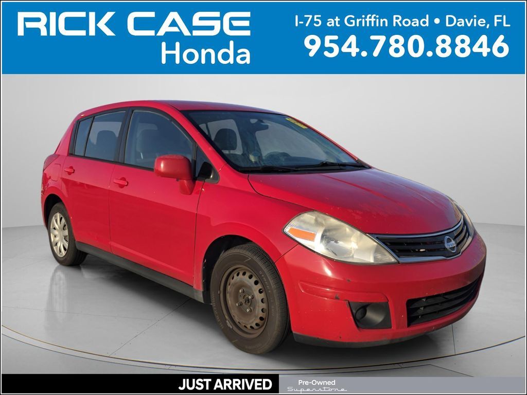 2012 NISSAN Versa