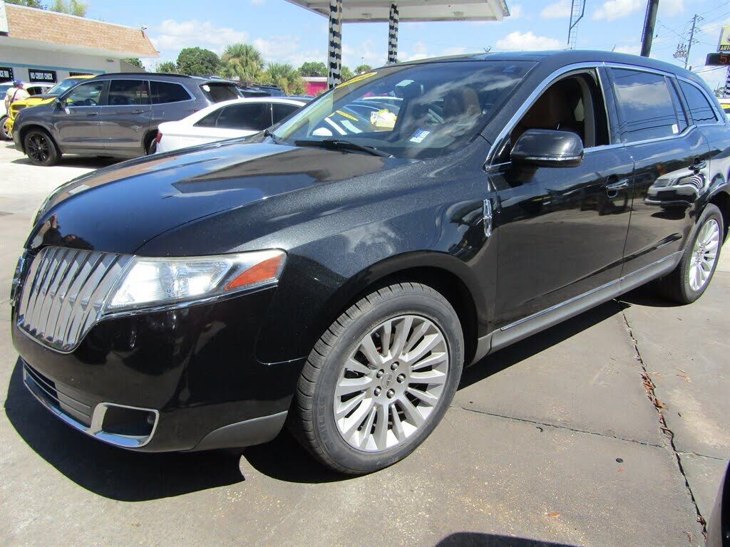 2010 LINCOLN MKT