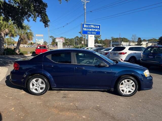 2013 DODGE Avenger
