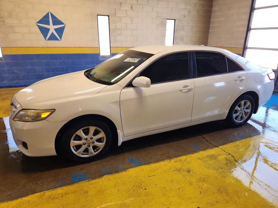 2010 TOYOTA Camry