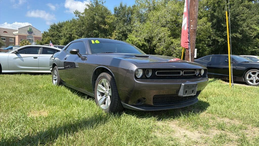 2016 DODGE Challenger