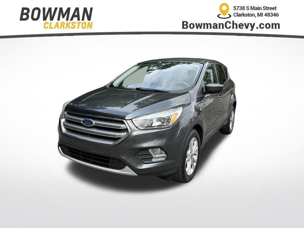 2017 FORD Escape