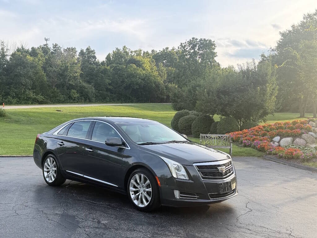 2017 CADILLAC XTS