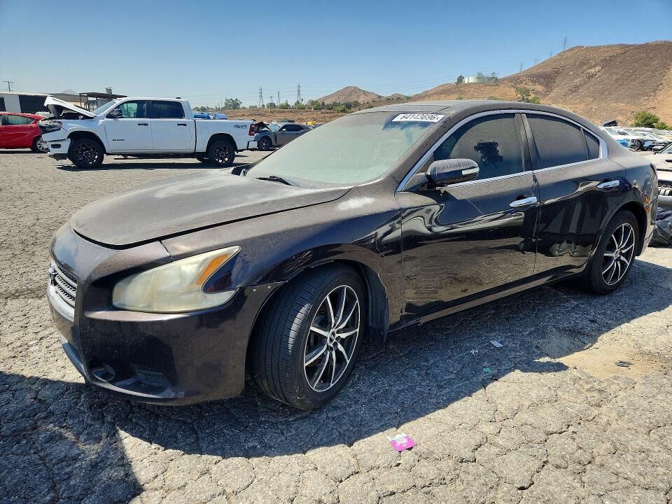 2011 NISSAN Maxima