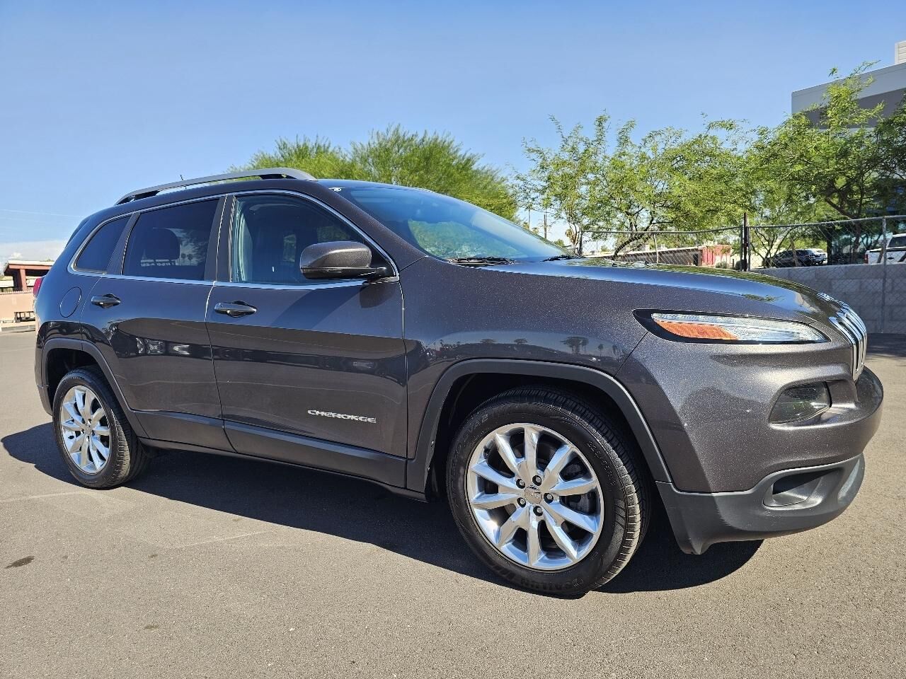 2017 JEEP Cherokee