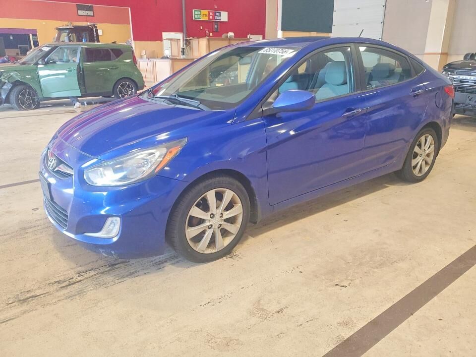 2012 HYUNDAI Accent
