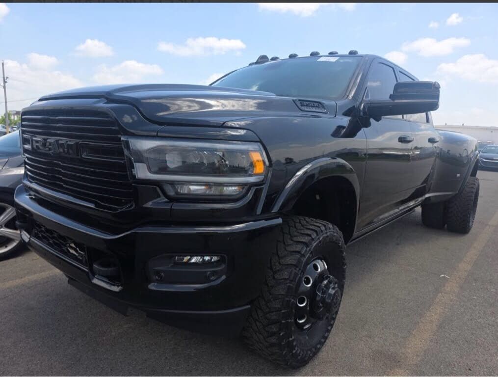 2022 RAM 3500