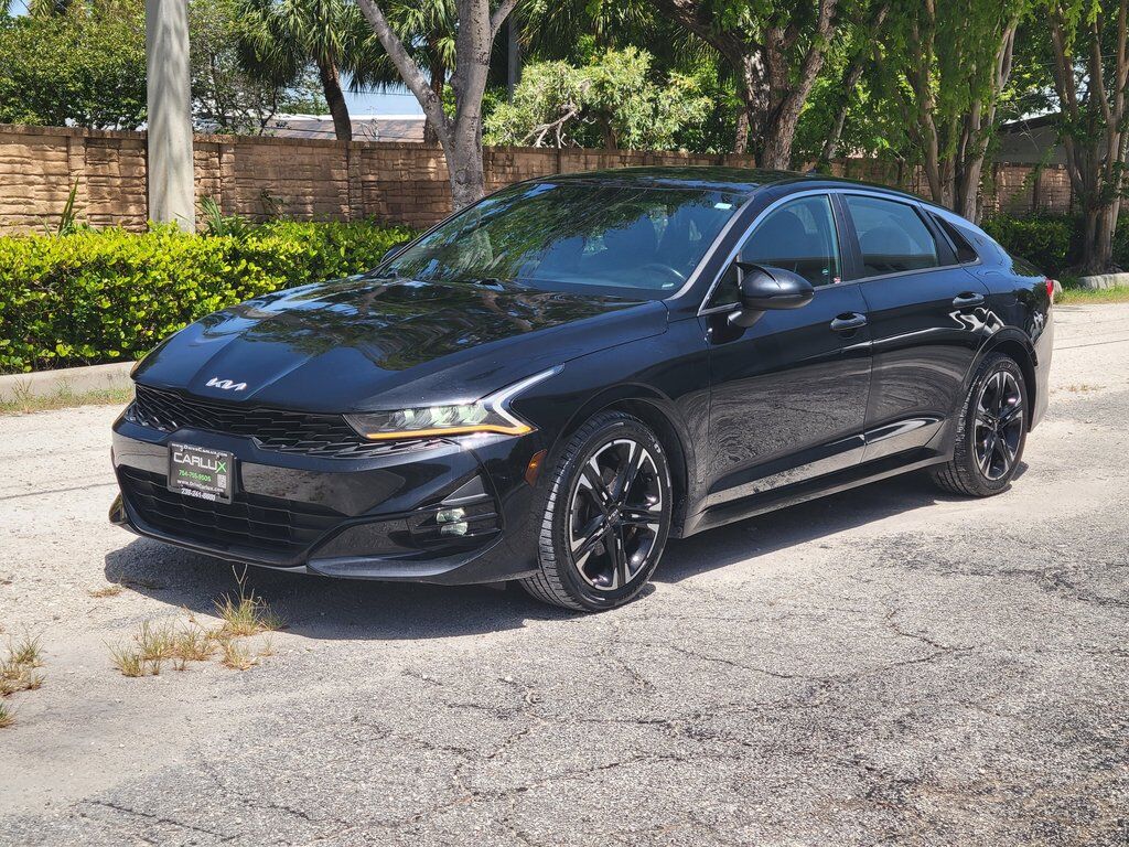 2022 KIA K5